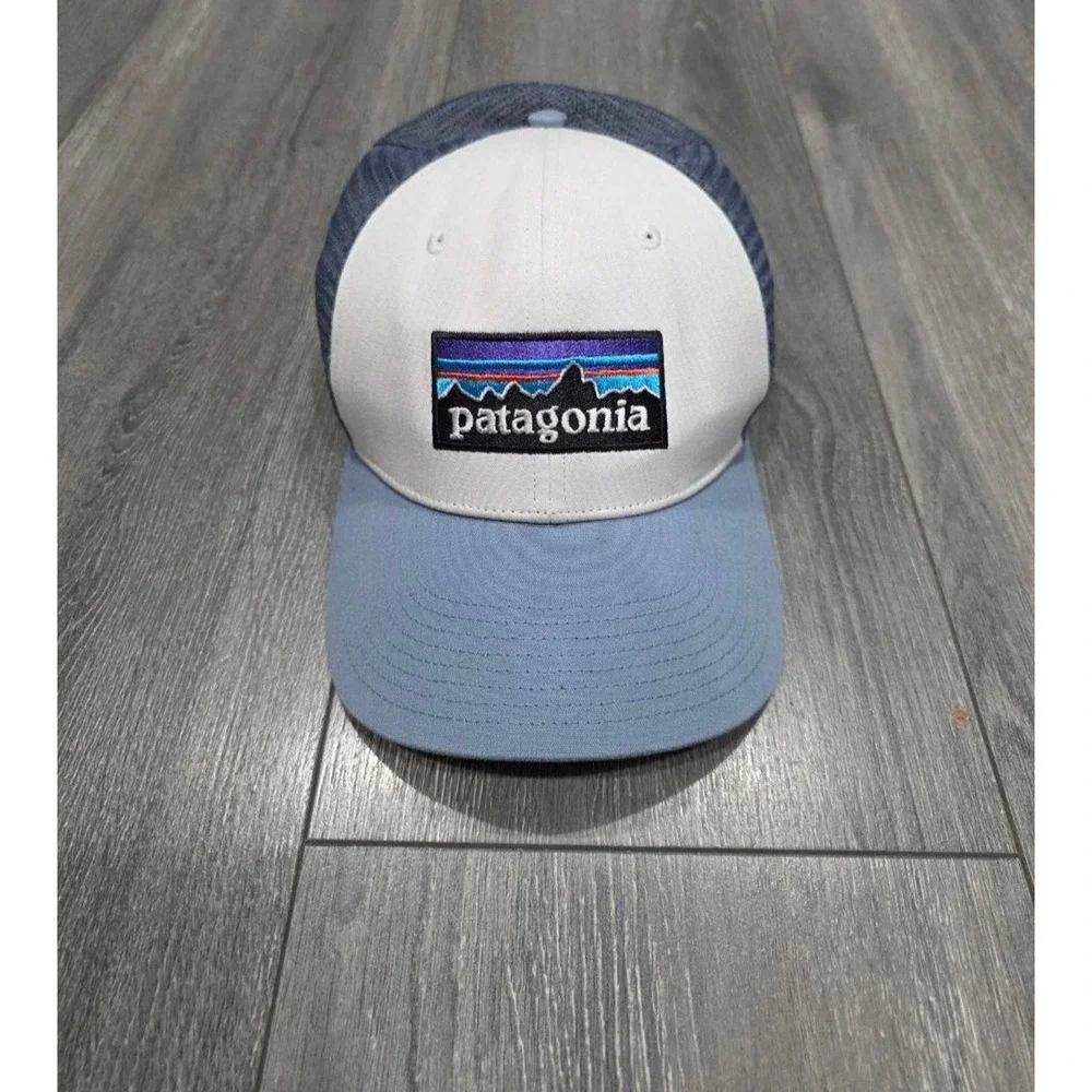 Patagonia P-6 Logo Trucker Hat Mens One Size White Blue Mesh Adjustable A009937